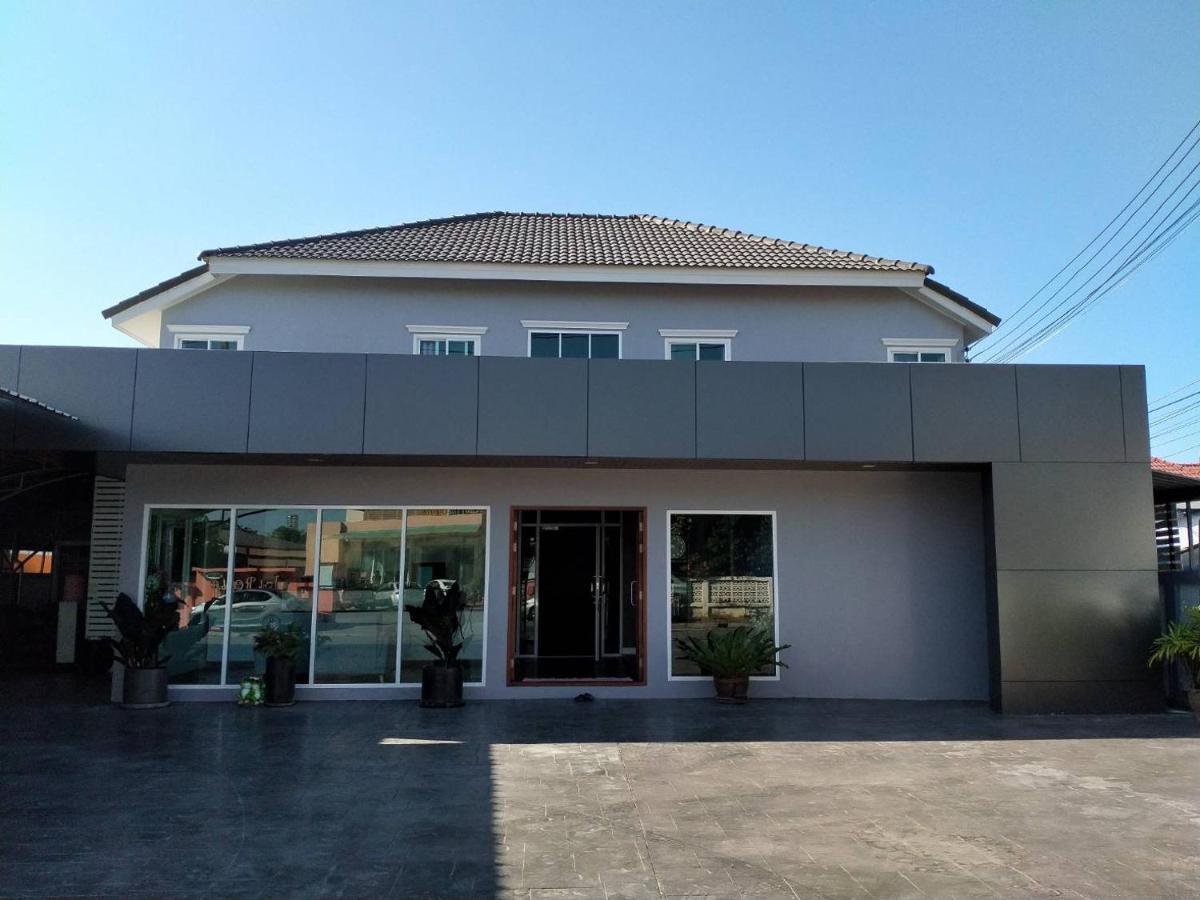 Feelathome Τσιανγκ Ράϊ Εξωτερικό φωτογραφία